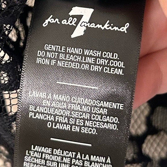 NEW 7 For All Mankind Scalloped Lace Top in Jet Black size XS - Picture 12 of 14